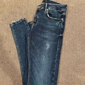 Zara jeans